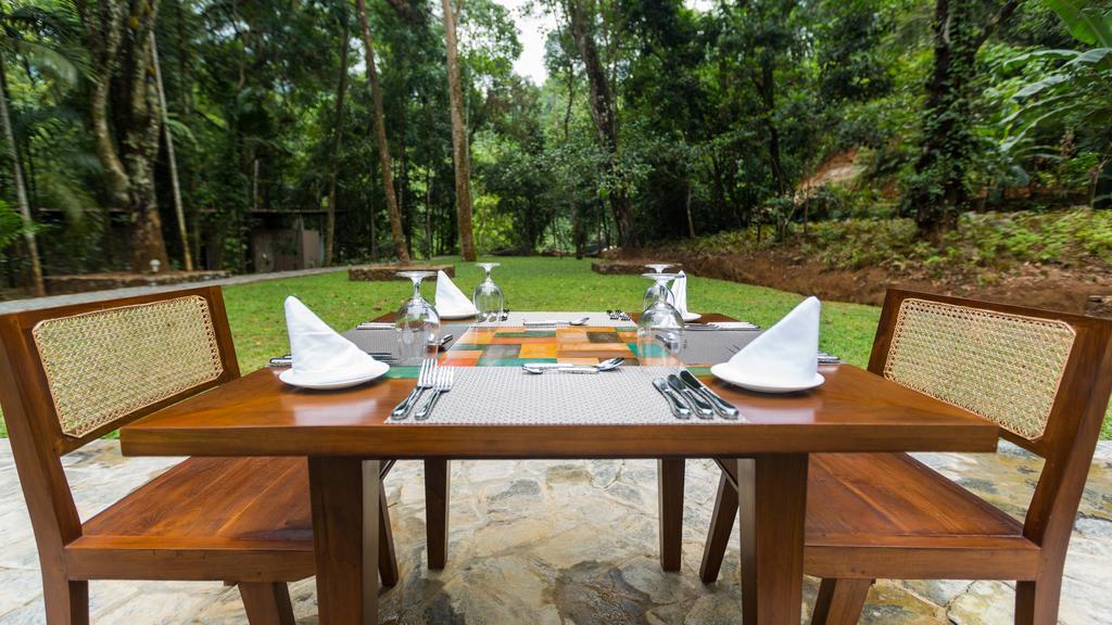 Palmstone Retreat Hotel Kitulgala Exterior photo